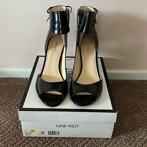 New never worn size 12 Nine West sexy shoes
